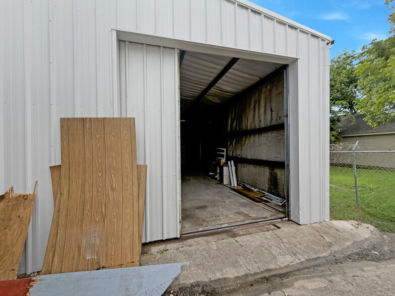 More Photos Of 14 N 10th St, Temple Research And Development For Sale