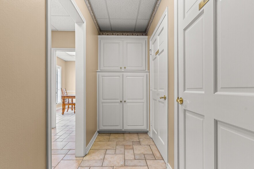 More Photos Of 112 US Highway 271 N, Gilmer Office For Lease