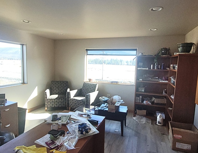 More Photos Of 261 Great Northern Rd, Bonners Ferry Research And Development For Sale