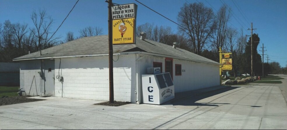 More Photos Of 8216 Lakeshore Rd, Lexington Convenience Store For Lease