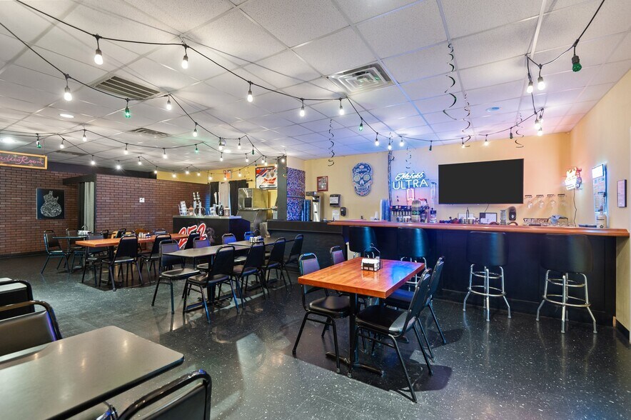 More Photos Of 102 Berry St, Hertford Restaurant For Sale