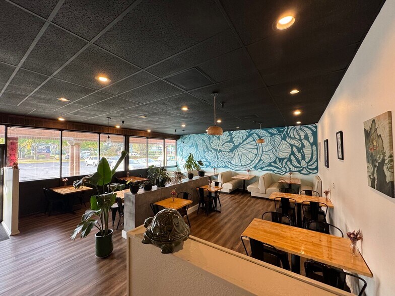 More Photos Of 15-85 Division Ave, Eugene General Retail For Lease