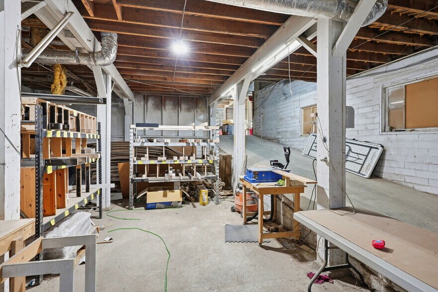 More Photos Of 765 E Washington St, Monticello Auto Repair For Sale