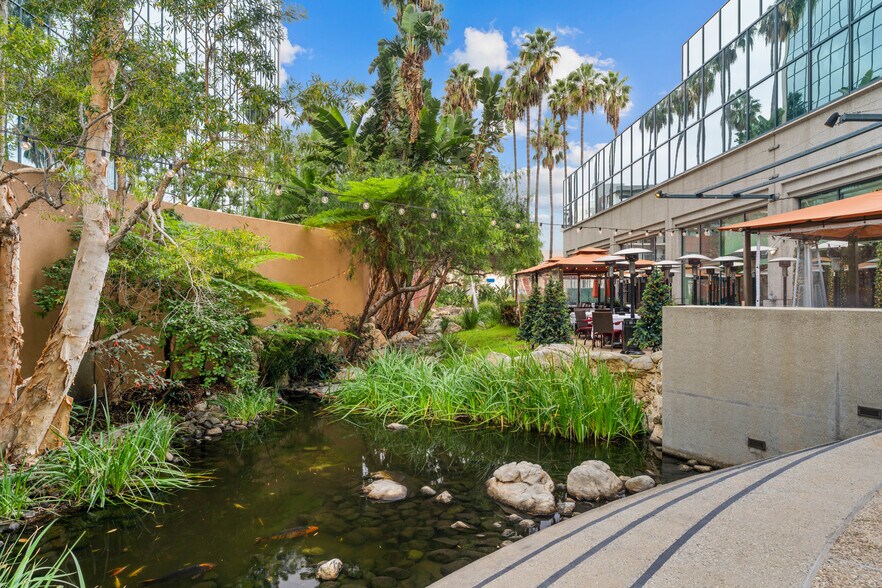 More Photos Of 11400 W Olympic Blvd, Los Angeles Office For Sale