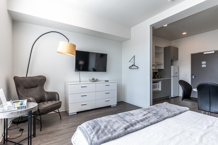 More Photos Of 1611 NW Marshall St, Portland Apartments For Lease