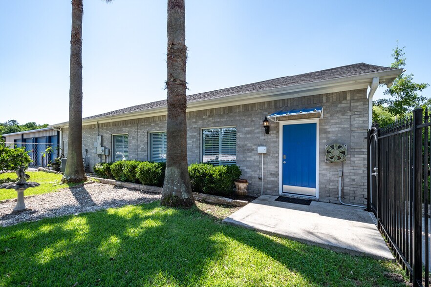 More Photos Of 23171 Mills Rd, Porter Office For Lease