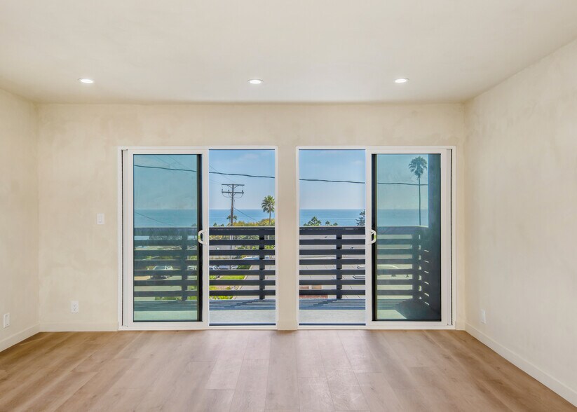 More Photos Of 1105 N Coast Hwy, Laguna Beach Apartments For Sale