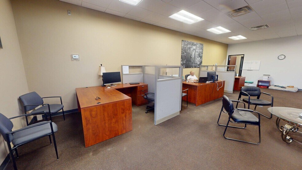 More Photos Of 9231 W Parmer Ln, Austin Storefront Retail Office For Lease