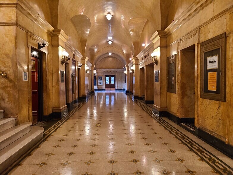 More Photos Of 410 S Michigan Ave, Chicago Loft Creative Space For Lease