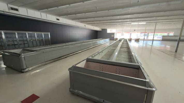 More Photos Of 906-920 E State St, Athens Storefront For Lease