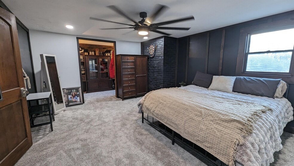 More Photos Of 933 W Weber Sq, South Bend Lodge Meeting Hall For Sale