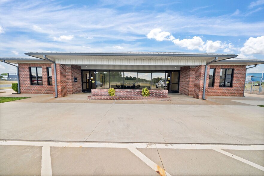 More Photos Of , Longview Industrial For Sale