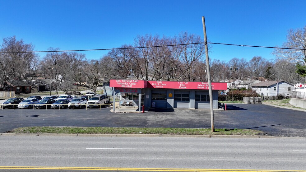 Primary Photo Of 4600 N Brighton Ave, Kansas City Industrial For Sale