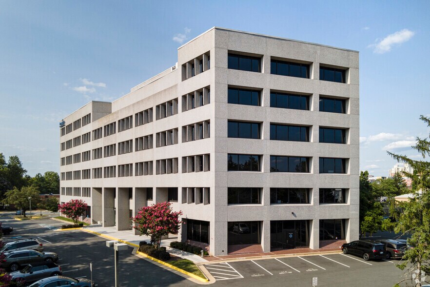 More Photos Of 2751 Prosperity Ave, Merrifield Unknown For Lease