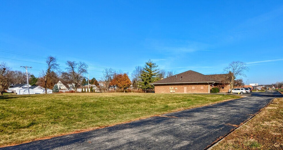 More Photos Of 1753 Woodman Dr, Dayton Freestanding For Sale