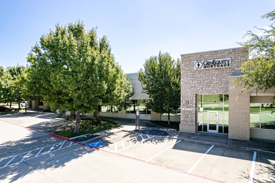 More Photos Of 645 E State Highway 121, Coppell Unknown For Lease