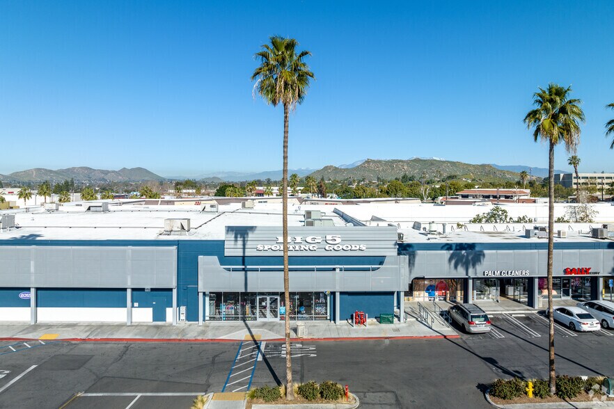 More Photos Of 10231-10281 Magnolia Ave, Riverside Unknown For Lease