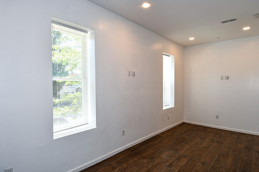 More Photos Of 2601 N Charles St, Baltimore Apartments For Sale