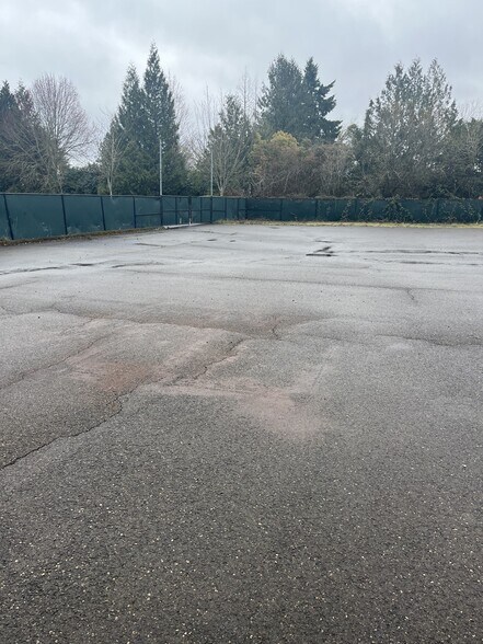 More Photos Of 2130 NE Griffin Oaks St, Hillsboro Land For Lease