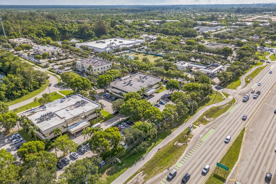 More Photos Of 12953 Palm West Dr, Loxahatchee Medical For Lease