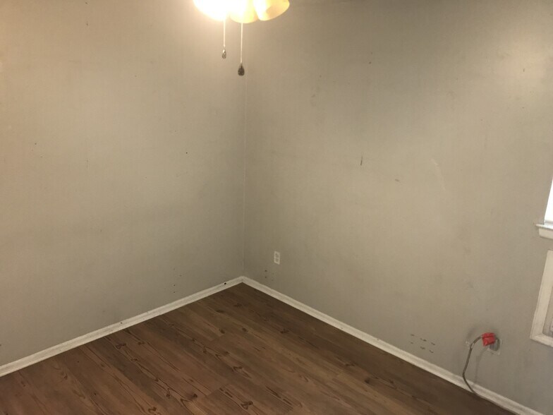 More Photos Of 3800 Hill Ave, Moss Point Apartments For Sale