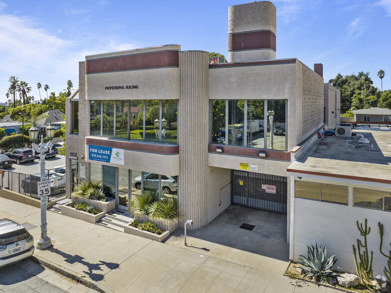 Primary Photo Of 1575 N Lake Ave, Pasadena Medical For Lease