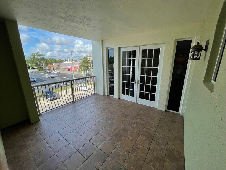 More Photos Of 128 S Beach St, Daytona Beach Apartments For Lease
