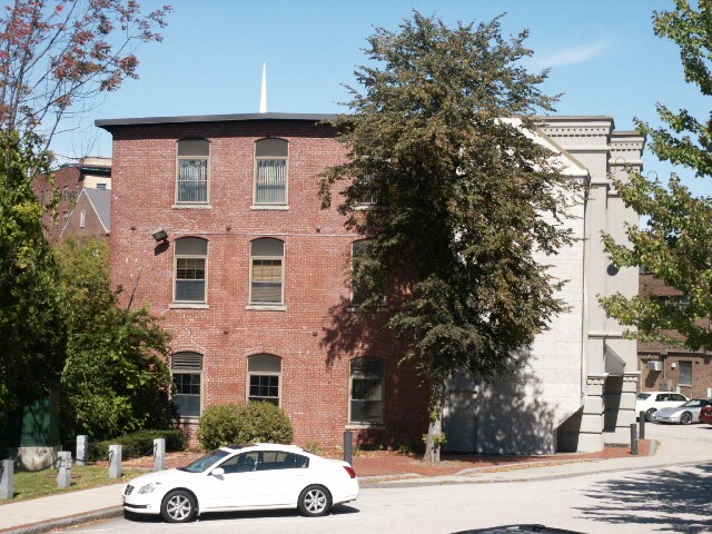 More Photos Of 4 Water St, Nashua Office For Lease
