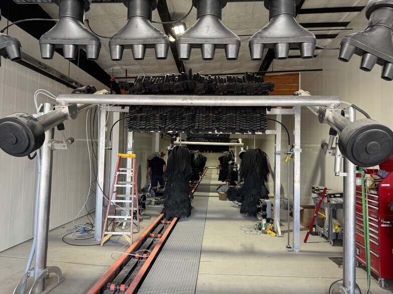 More Photos Of 1201 Stardust St, Reno Bowling Alley For Sale