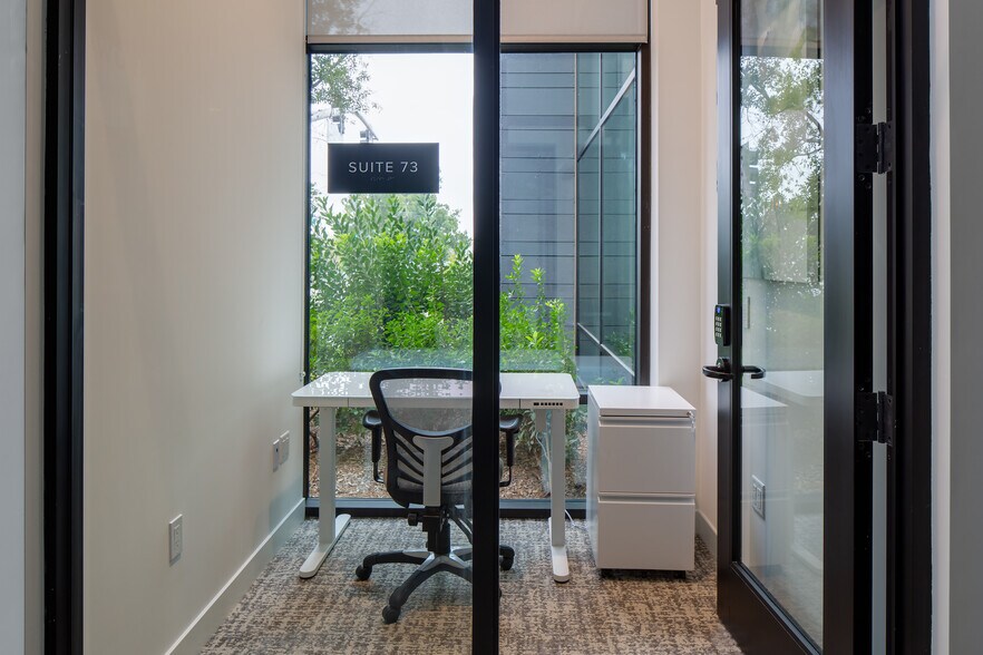 More Photos Of 185 S State College Blvd, Brea Apartments For Lease