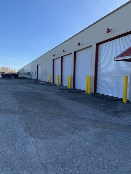 More Photos Of 5278 County Road 424, Antwerp Manufacturing For Lease