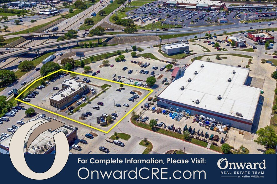 More Photos Of 2609 S Jack Kultgen Expy, Waco Restaurant For Sale