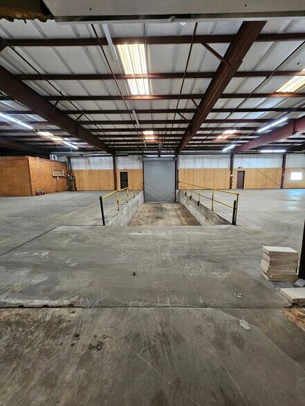 More Photos Of 6221 Monticello Rd, Columbia Warehouse For Lease