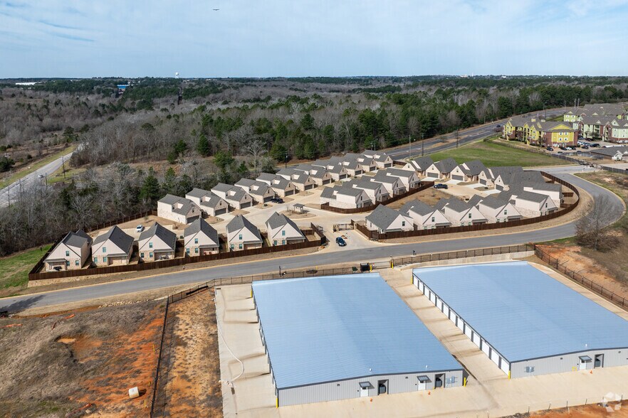 More Photos Of 4344 Macnab Dr, Tyler Apartments For Sale