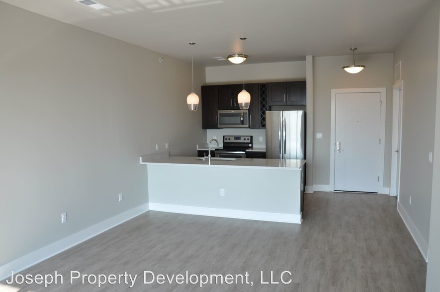 More Photos Of 4175 N Oakland Ave, Shorewood Multifamily For Sale
