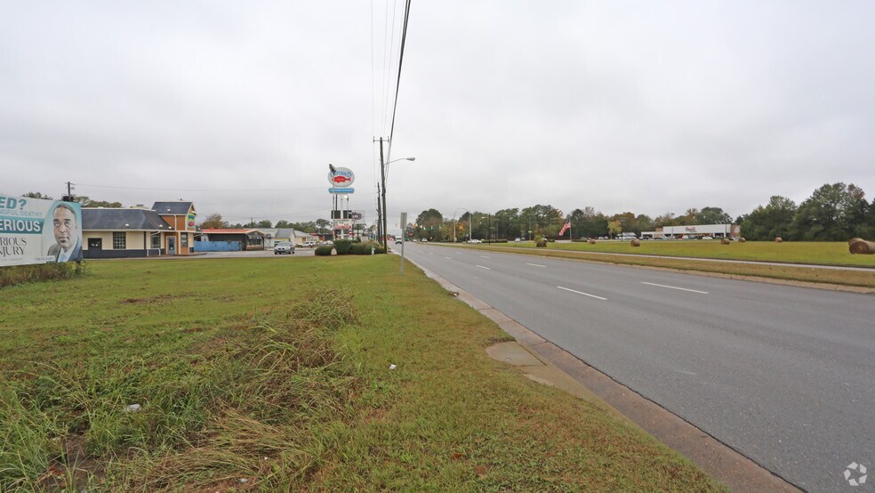 Primary Photo Of 880 US Hwy 80, Demopolis Land For Sale