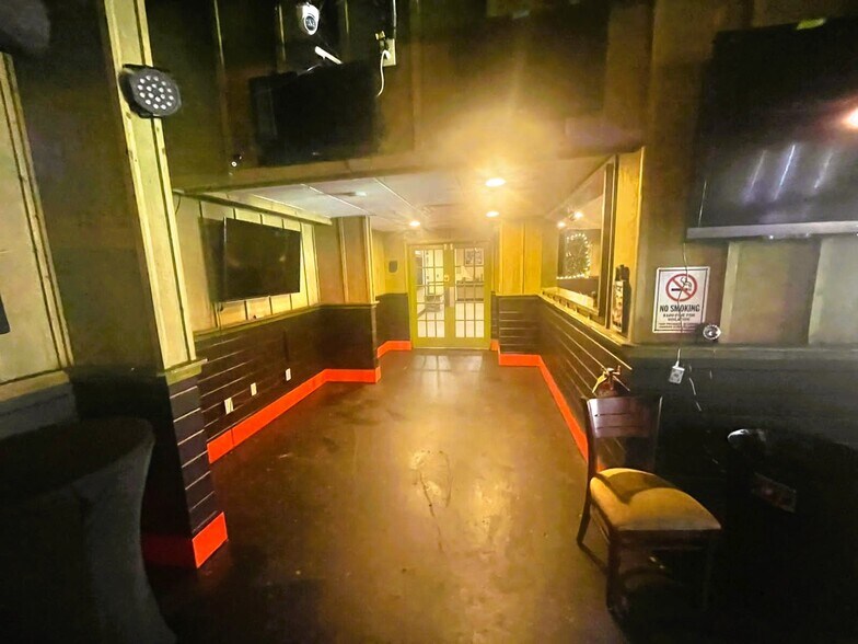 More Photos Of 1700 US-280, Phenix City Hotel For Sale