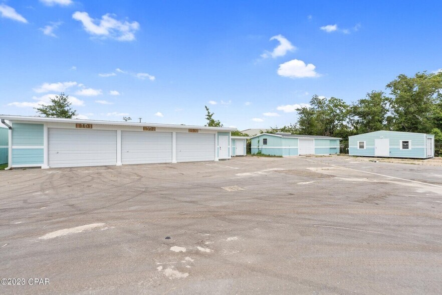 More Photos Of 1602 Martin Luther King Jr Blvd, Panama City Light Manufacturing For Sale