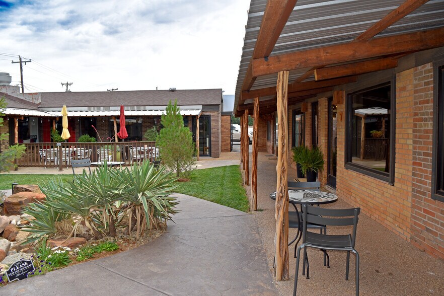 More Photos Of 2610 Salem Ave, Lubbock Unknown For Lease