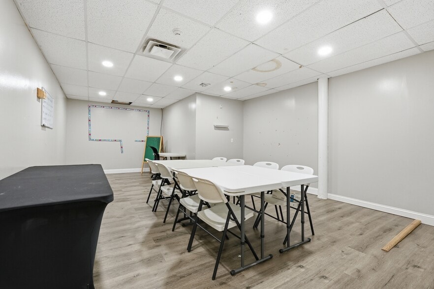 More Photos Of 434-440 High St, Holyoke Storefront Retail Office For Sale