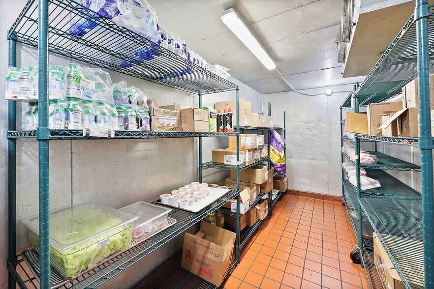 More Photos Of 310 S Boulder Hwy, Henderson Fast Food For Lease