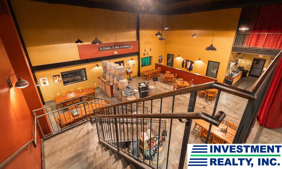 More Photos Of 551 State Route B, Saint James Restaurant For Sale