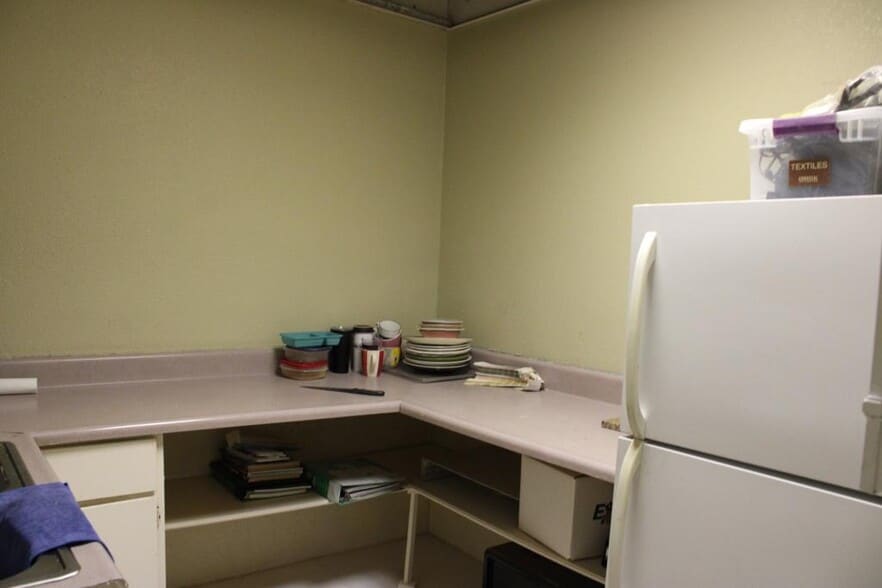 More Photos Of 11020 Argal Ct, El Paso Warehouse For Sale