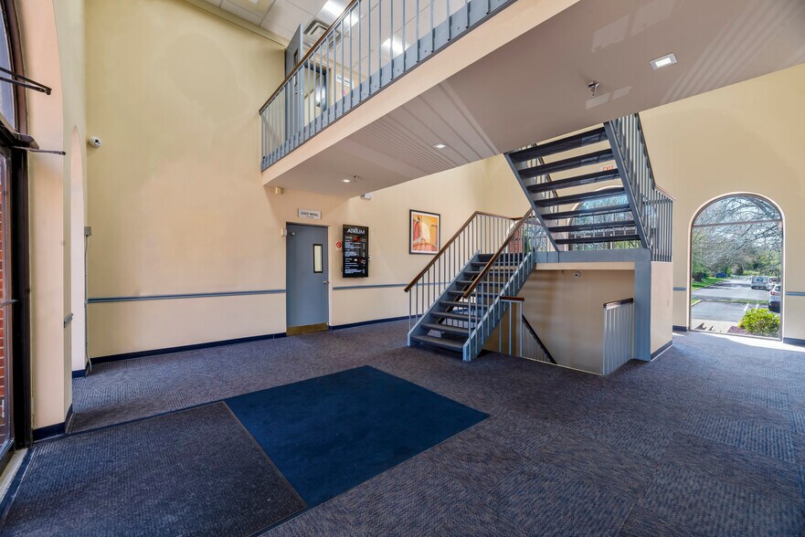 More Photos Of 4 Cornwall Dr, East Brunswick Office For Lease