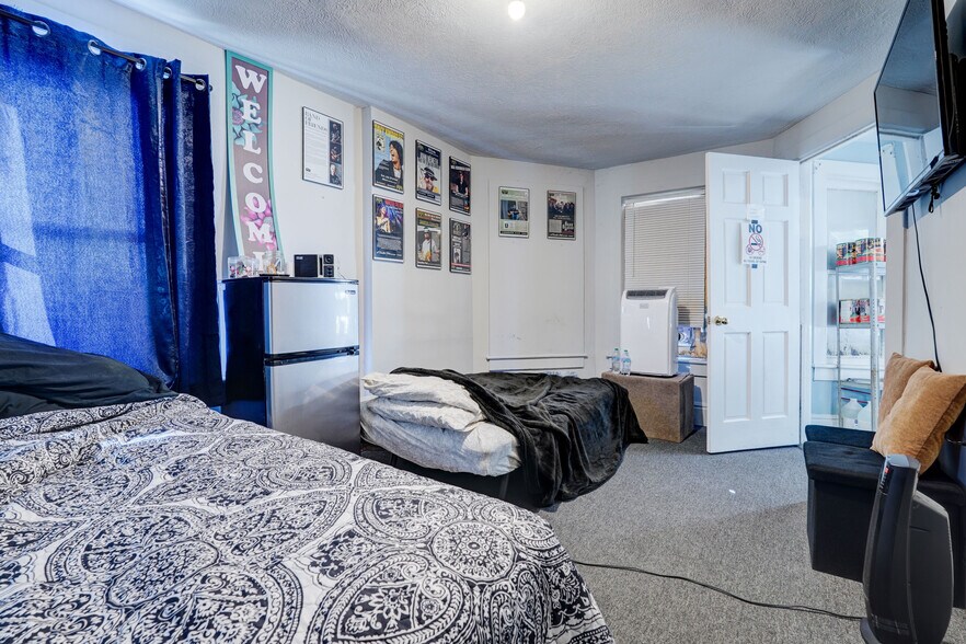 More Photos Of 7281 W Main St, Lima Restaurant For Sale