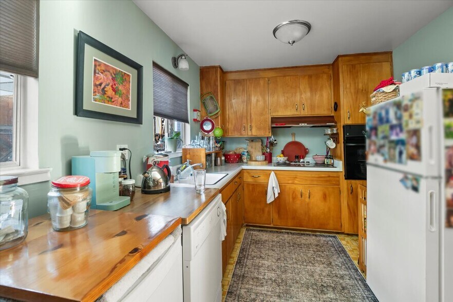 More Photos Of 84 Monte Vista Ave, Oakland Apartments For Sale