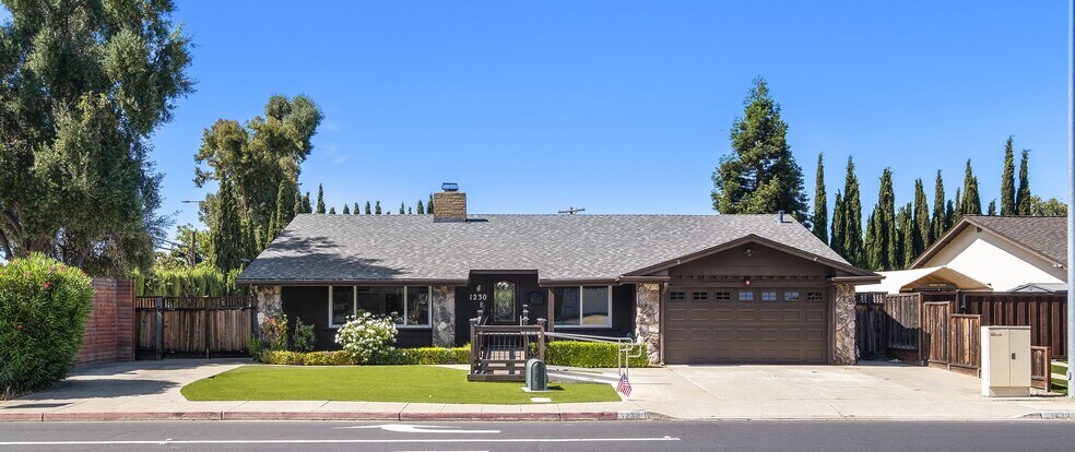 More Photos Of 1230 Vancouver Way, Livermore Assisted Living For Sale