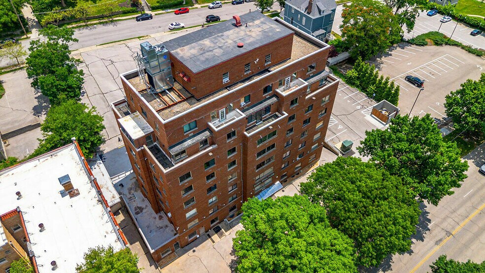 More Photos Of 2330 Victory Pky, Cincinnati Office Residential For Lease