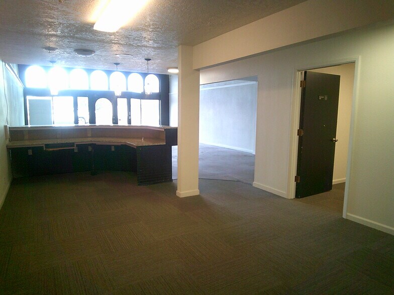 More Photos Of 165 N Main St, Mount Angel Storefront Retail Office For Sale