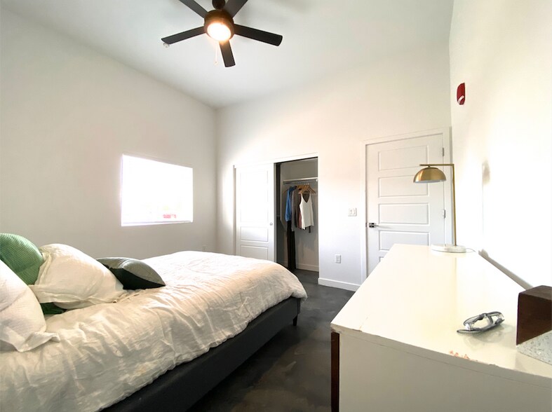 More Photos Of 3625 N 16th St, Phoenix Apartments For Sale